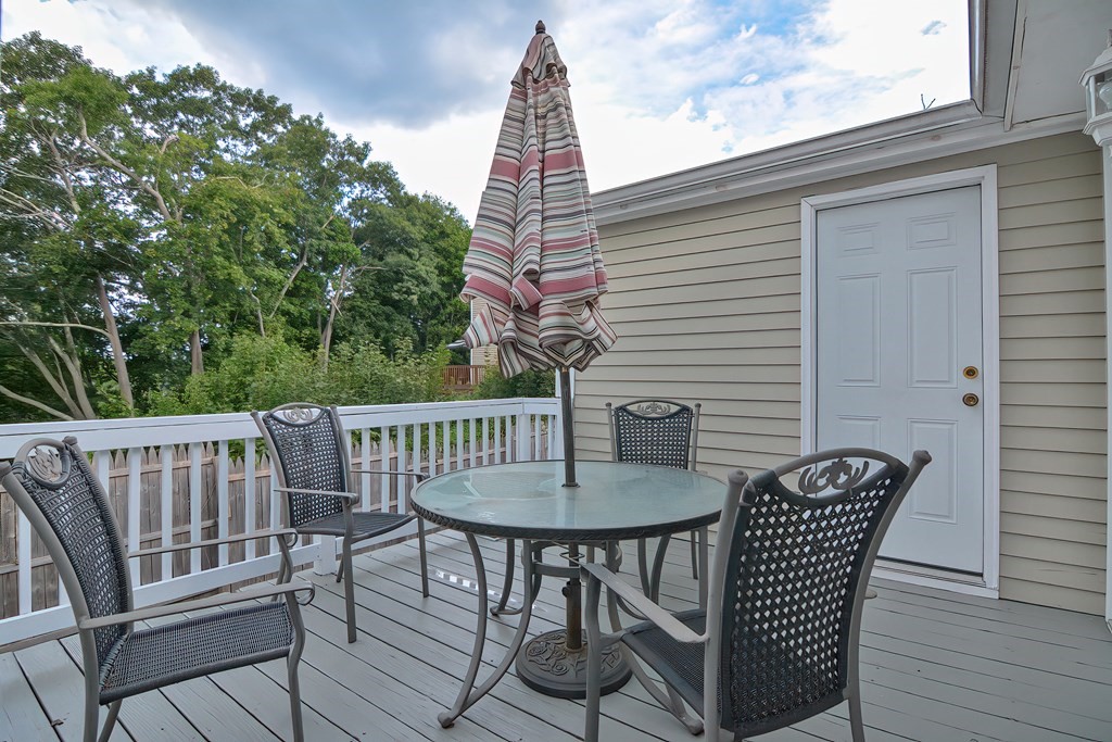 17 Cypress Road Wrentham, MA 02093 - Photo 5 of 36 Gallery Image 5