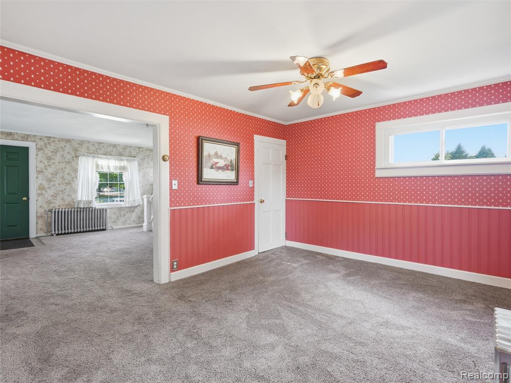 216 Bush Street Howell, MI 48843 - Photo 9 of 35