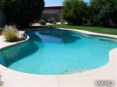 611 North Igo Way Tucson, AZ 85710 - Photo 1 of 25