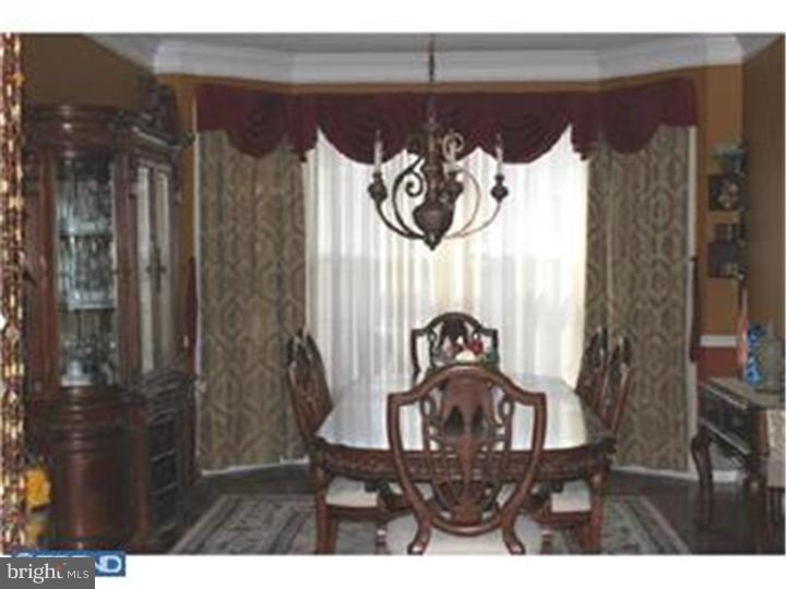 7 Mayfield Road Bordentown, NJ 08505 - Photo 7 of 16 Dining Room