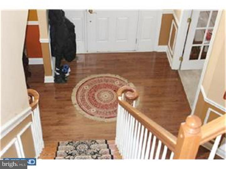 7 Mayfield Road Bordentown, NJ 08505 - Photo 10 of 16 Foyer