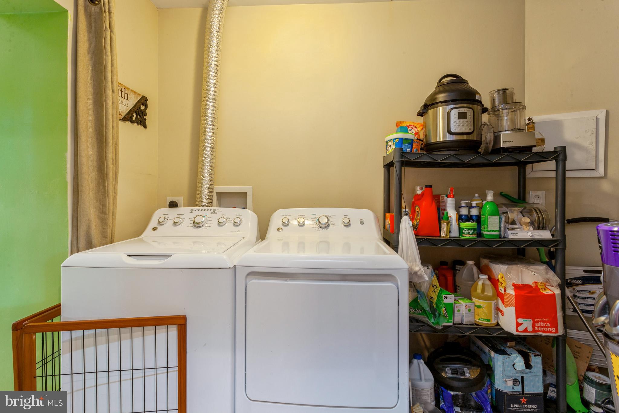 704 Greenwood Road Baltimore, MD 21208 - Photo 26 of 36 Laundry Room