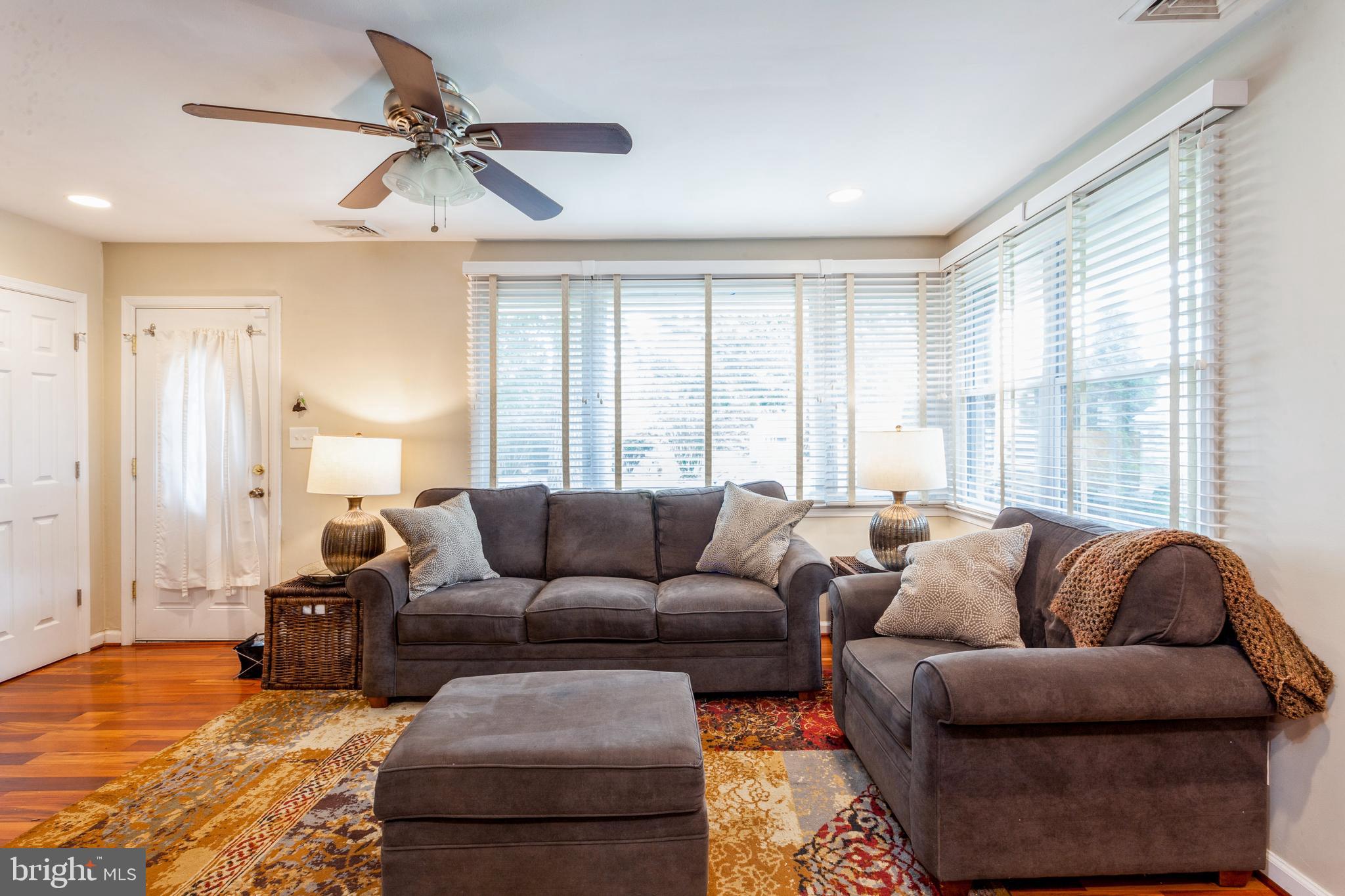 704 Greenwood Road Baltimore, MD 21208 - Photo 5 of 36