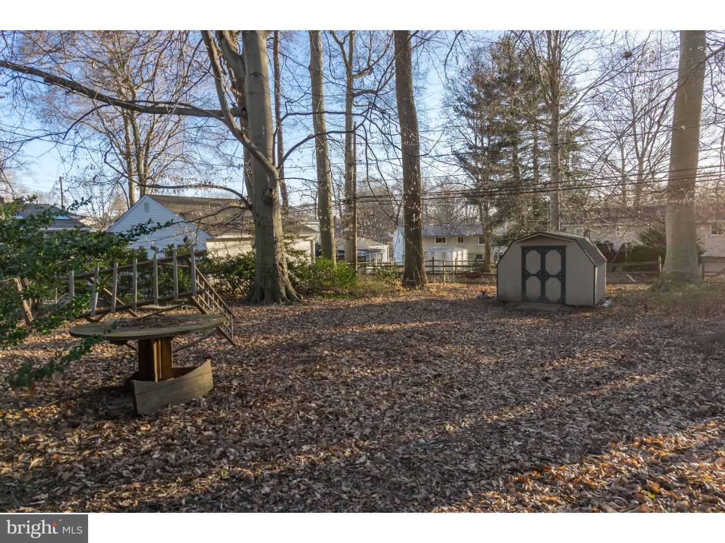 222 Tuscany Road Aston, PA 19014 - Photo 17 of 17 Back Yard