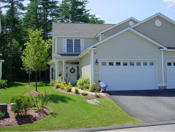 64 Old Stage Road, Unit 61 Litchfield, NH 03052 - Photo 1 of 1