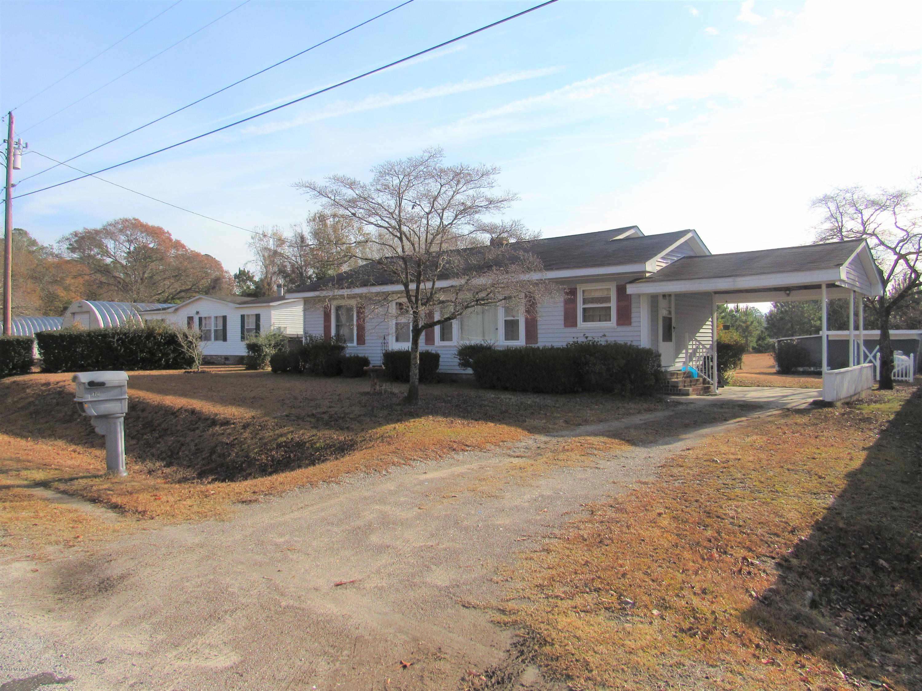 70 Forest Heights Road Washington, NC 27889 - Photo 16 of 16 015 Front of House