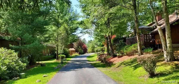 $364,000 | 8 Lakeside Drive, Monticello, NY 12701