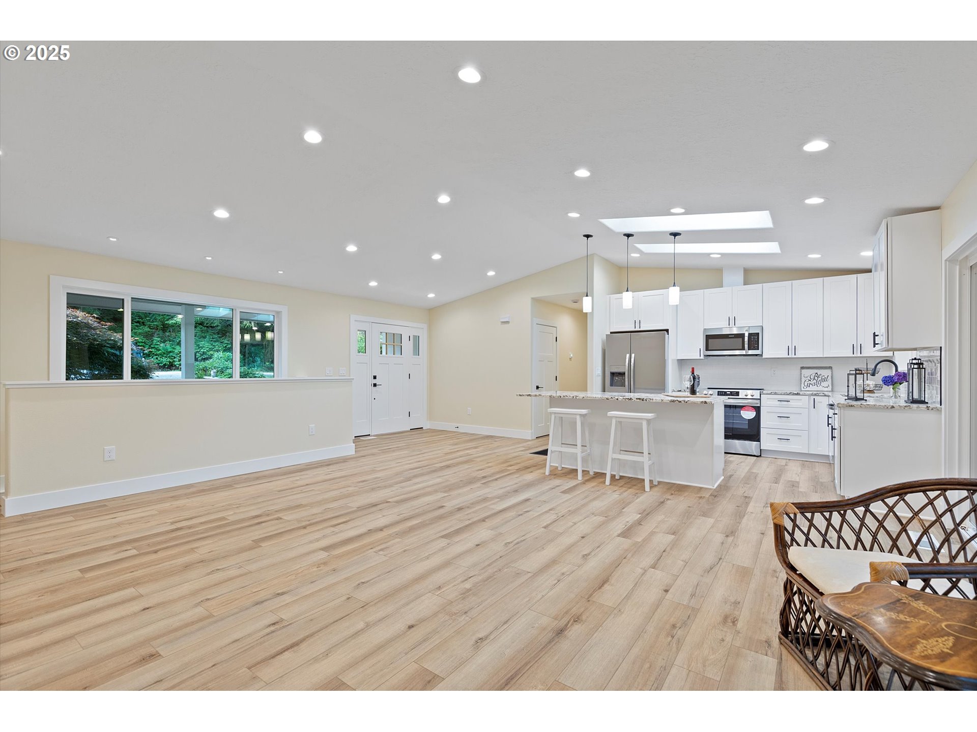 889 Olalla Road Toledo, OR 97391 - Photo 12 of 37