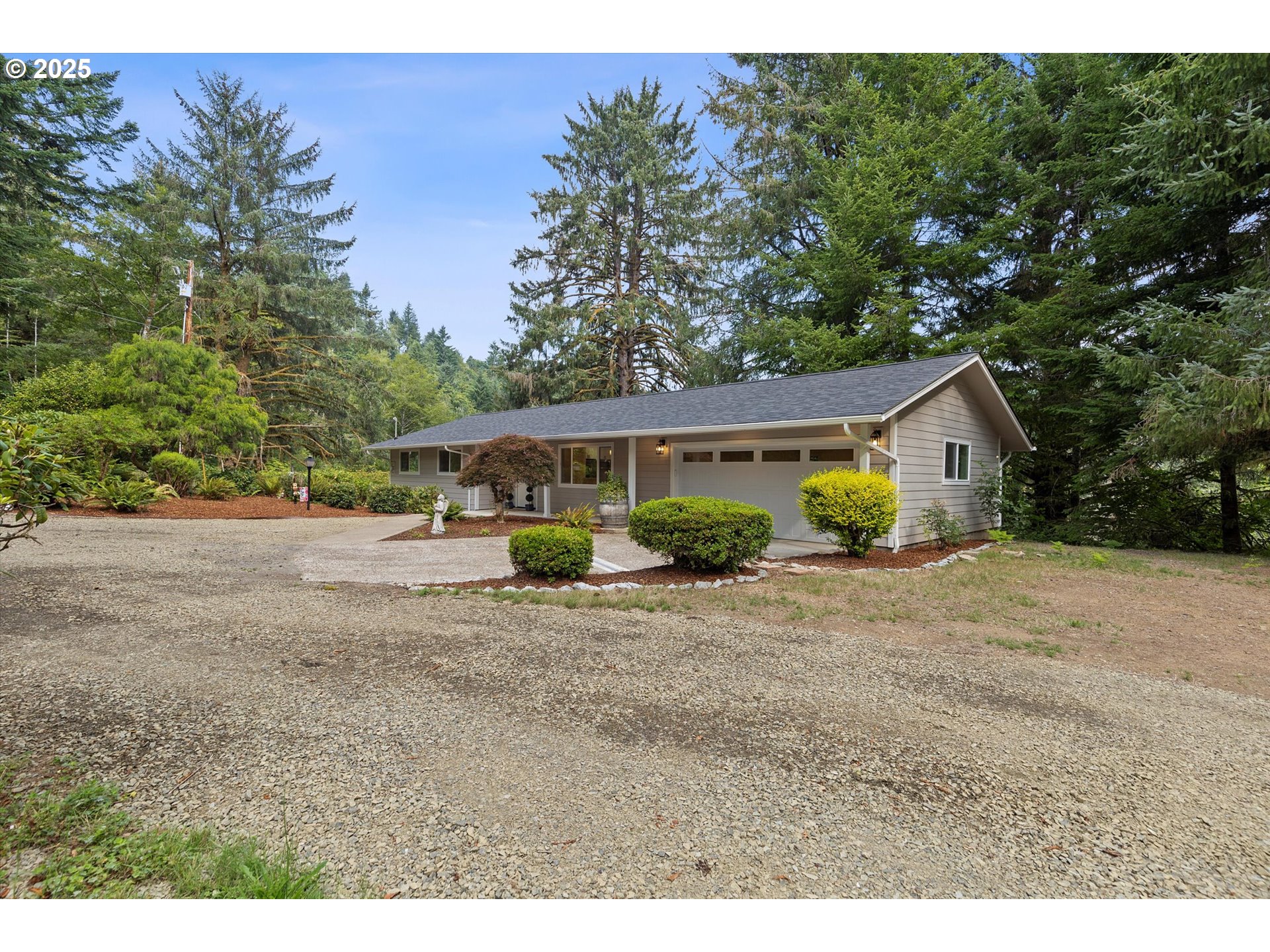 889 Olalla Road Toledo, OR 97391 - Photo 34 of 37