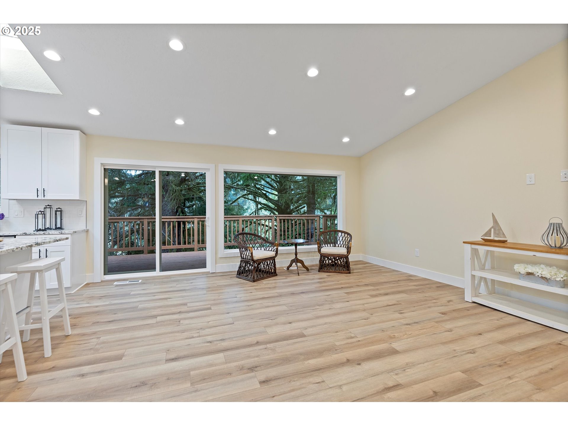 889 Olalla Road Toledo, OR 97391 - Photo 10 of 37