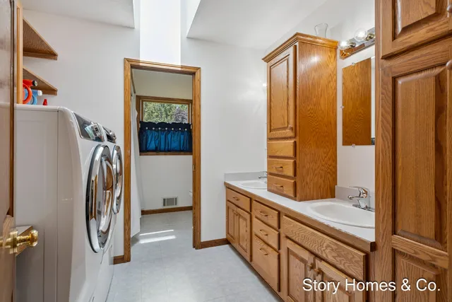 $735,000 | 3459 44th Street, Hamilton, MI 49419