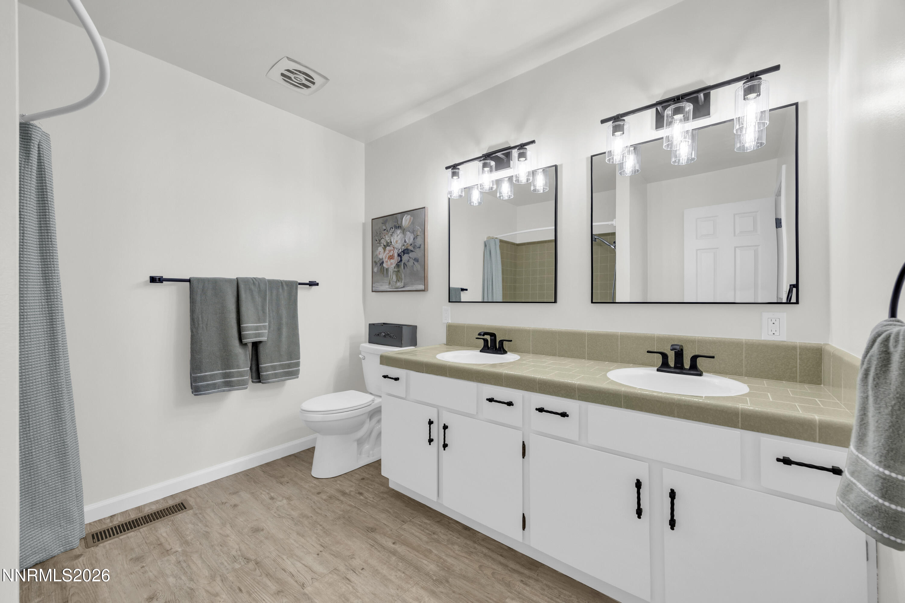 10755 Silver Knolls Boulevard Reno, NV 89508 - Photo 18 of 31 34_img_2677