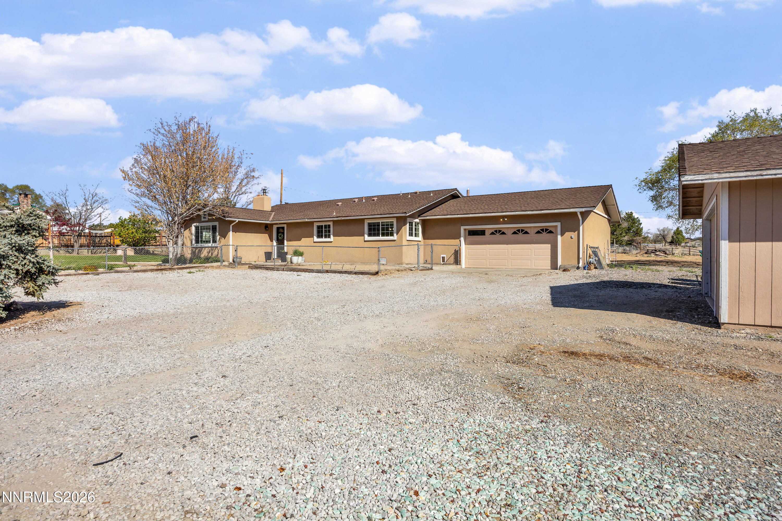 10755 Silver Knolls Boulevard Reno, NV 89508 - Photo 2 of 31 16_img_2443