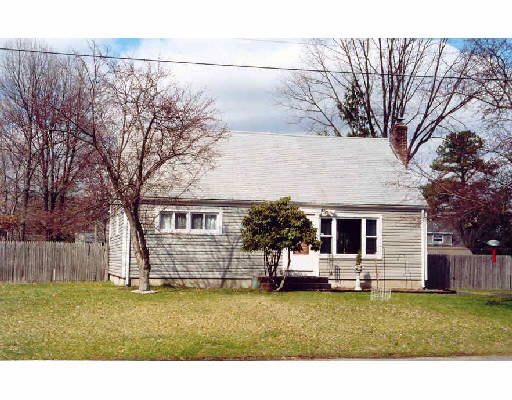 190 Old Farm Road Springfield, MA 01119 - Photo 1 of 1 a house view with a garden space