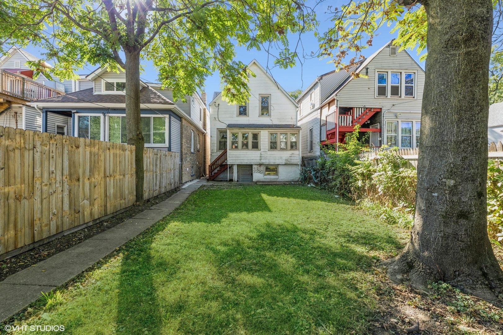 2022 West 68th Street Chicago, IL 60636 - Photo 10 of 10 a front view of a house with garden