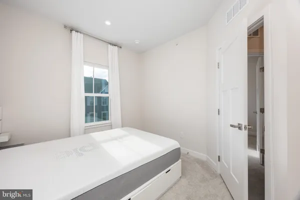 $499,900 | 8673 Bat Crk Lp Lane, Unit 2, Berlin, MD 21811