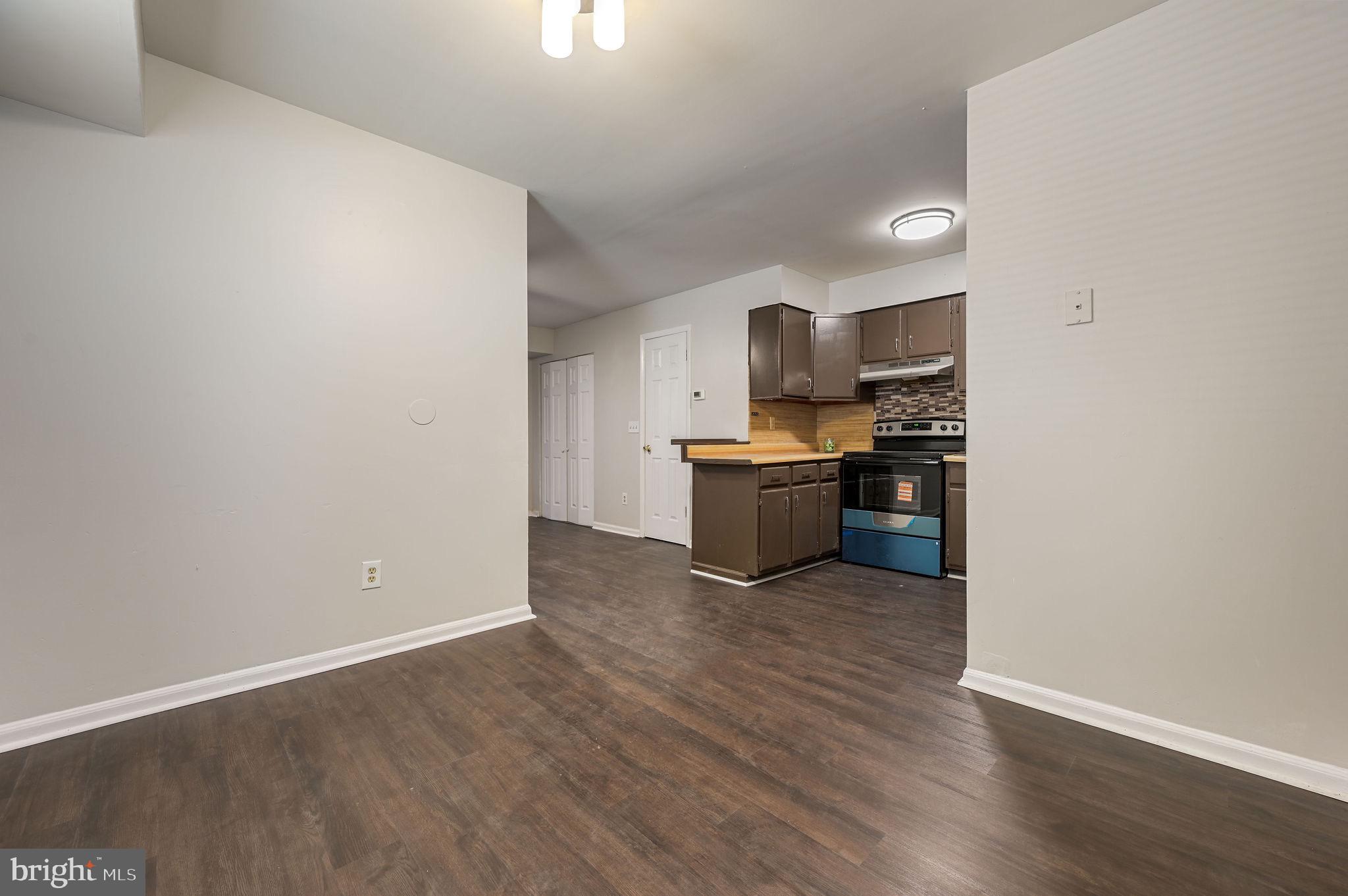 33 Spruance Road Dover, DE 19901 - Photo 5 of 20 a view of kitchen with wooden floor