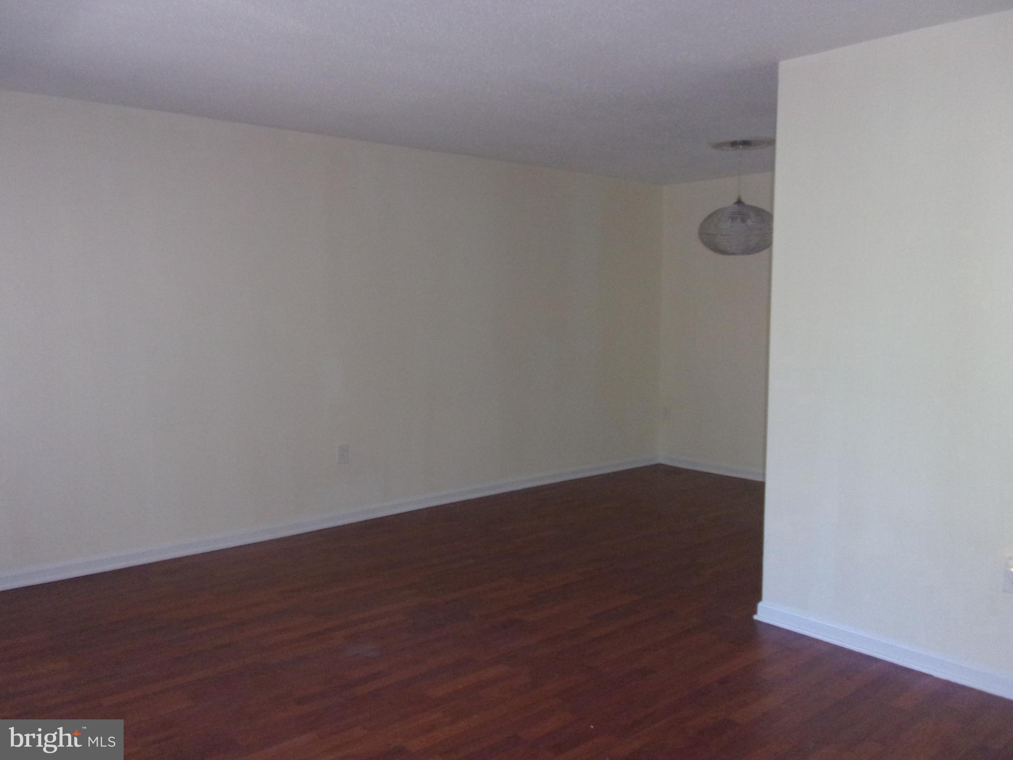 27 Chiswick Drive Lindenwold, NJ 08021 - Photo 2 of 12 a view of a small space