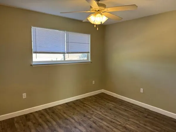 $3,300 | 1110 Airport Road, Destin, FL 32541