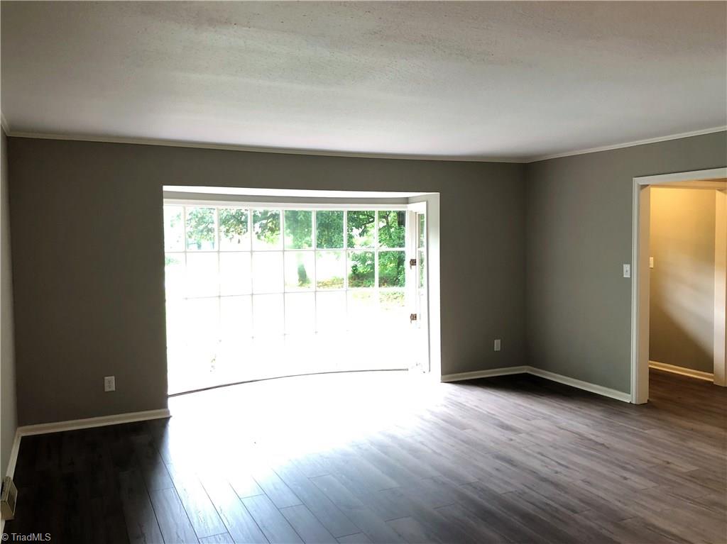 1645 Bright Leaf Road Pfafftown, NC 27040 - Photo 7 of 23 Gallery Image 7