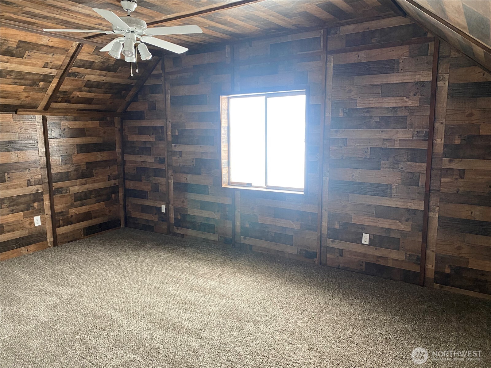 200 North W Watson Street Creston, WA 99117 - Photo 13 of 18