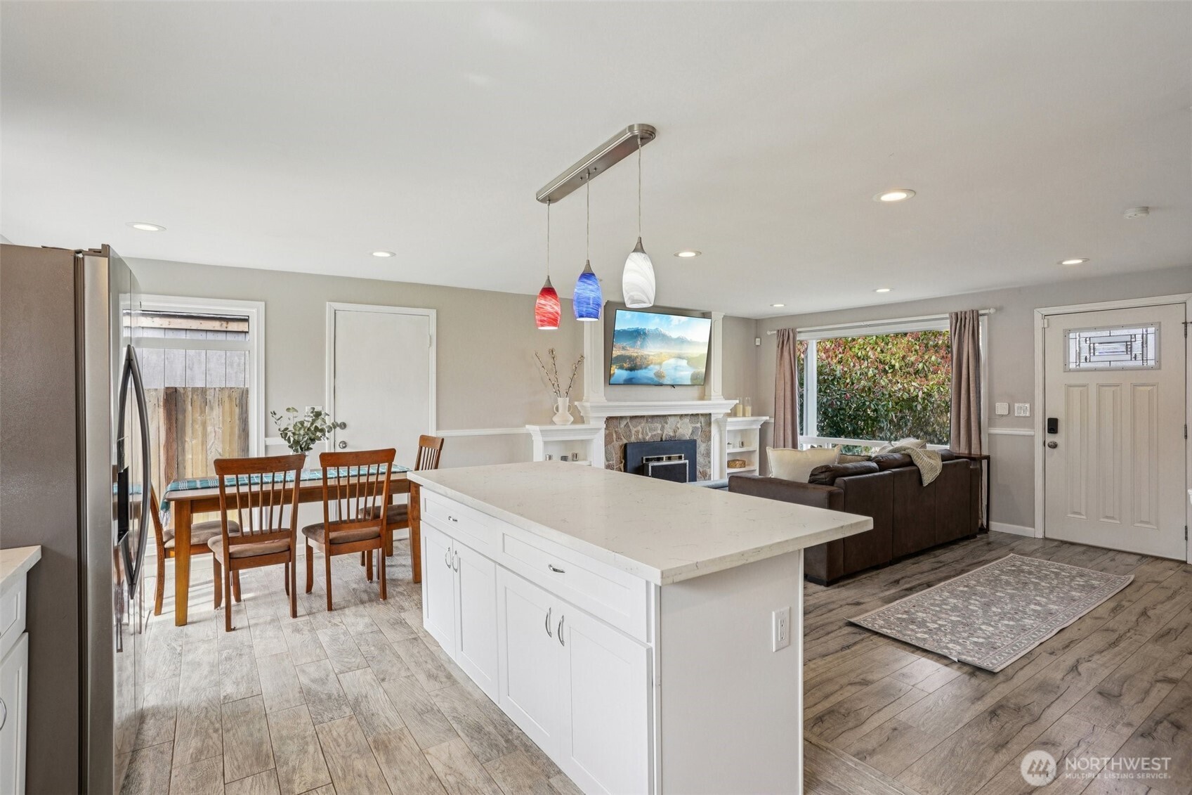 3709 Northeast 9th Court Renton, WA 98056 - Photo 5 of 21