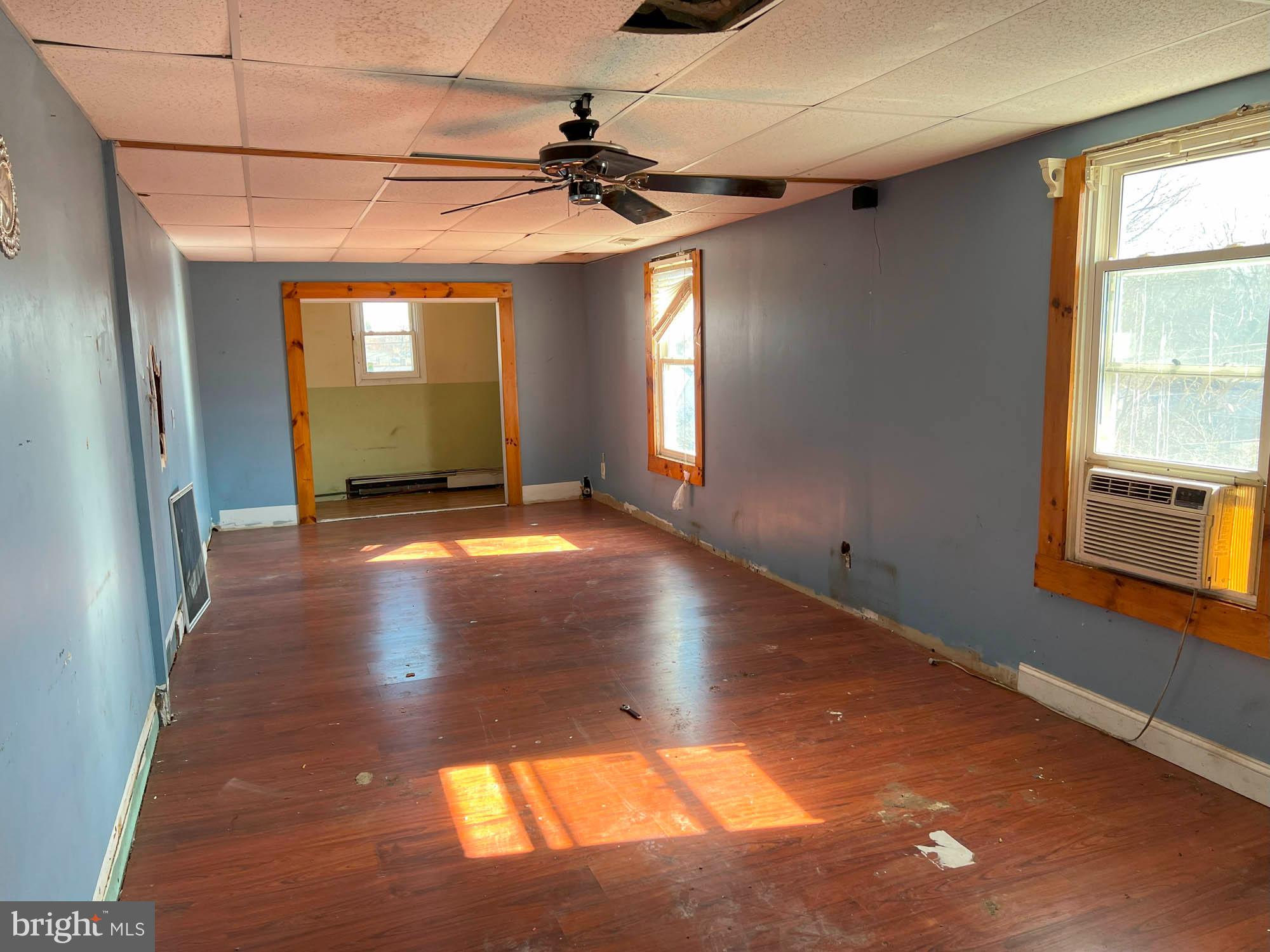 21 Walkern Road Essex, MD 21221 - Photo 13 of 23