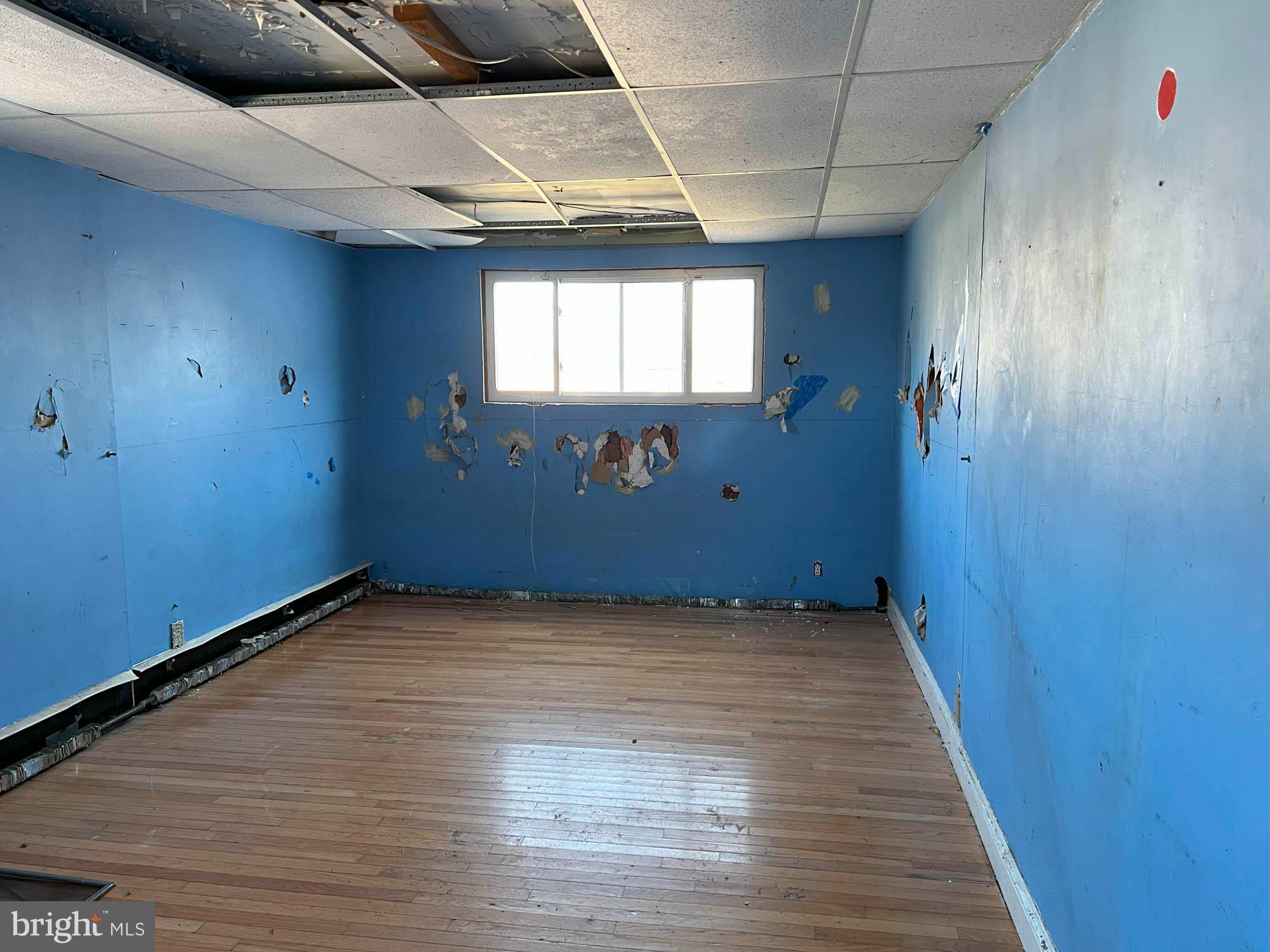 21 Walkern Road Essex, MD 21221 - Photo 14 of 23