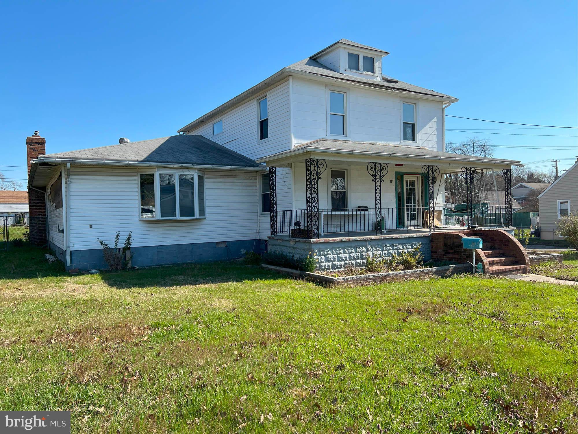 21 Walkern Road Essex, MD 21221 - Photo 2 of 23