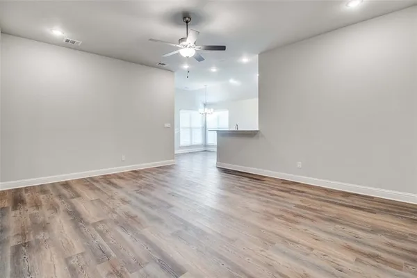 $2,150 | 2904 Clover Drive, Sherman, TX 75092