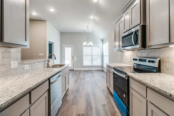 $2,150 | 2904 Clover Drive, Sherman, TX 75092