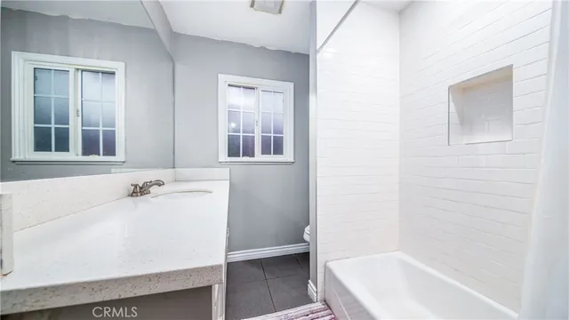 $899,900 | 15852 Index Street, Granada Hills, CA 91344