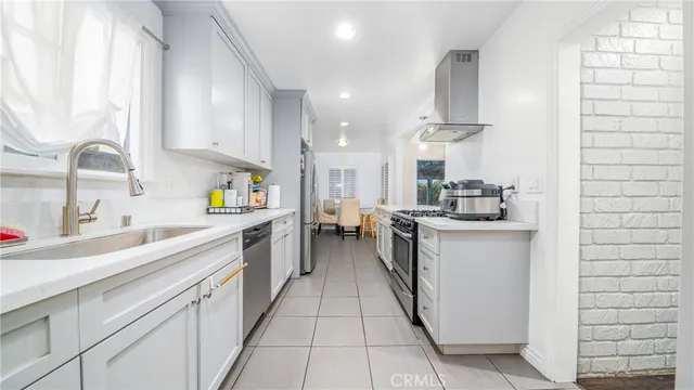 $899,900 | 15852 Index Street, Granada Hills, CA 91344