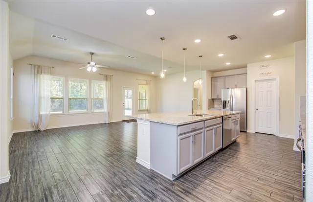 $2,899 | 27817 Ellie Oak Lane, Spring, TX 77386