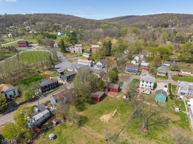 570 Spring Mills Road Milford, NJ 08848 - Photo 5 of 28