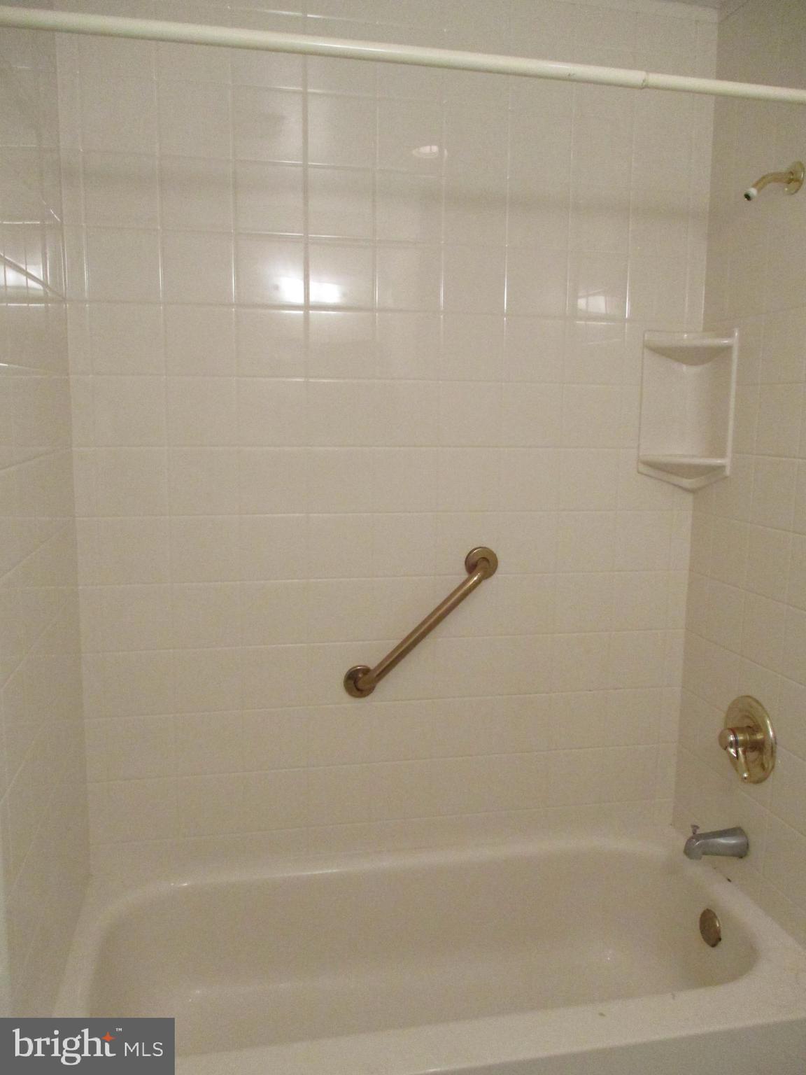 441 Tomlinson Road, Unit F20 Philadelphia, PA 19116 - Photo 14 of 17