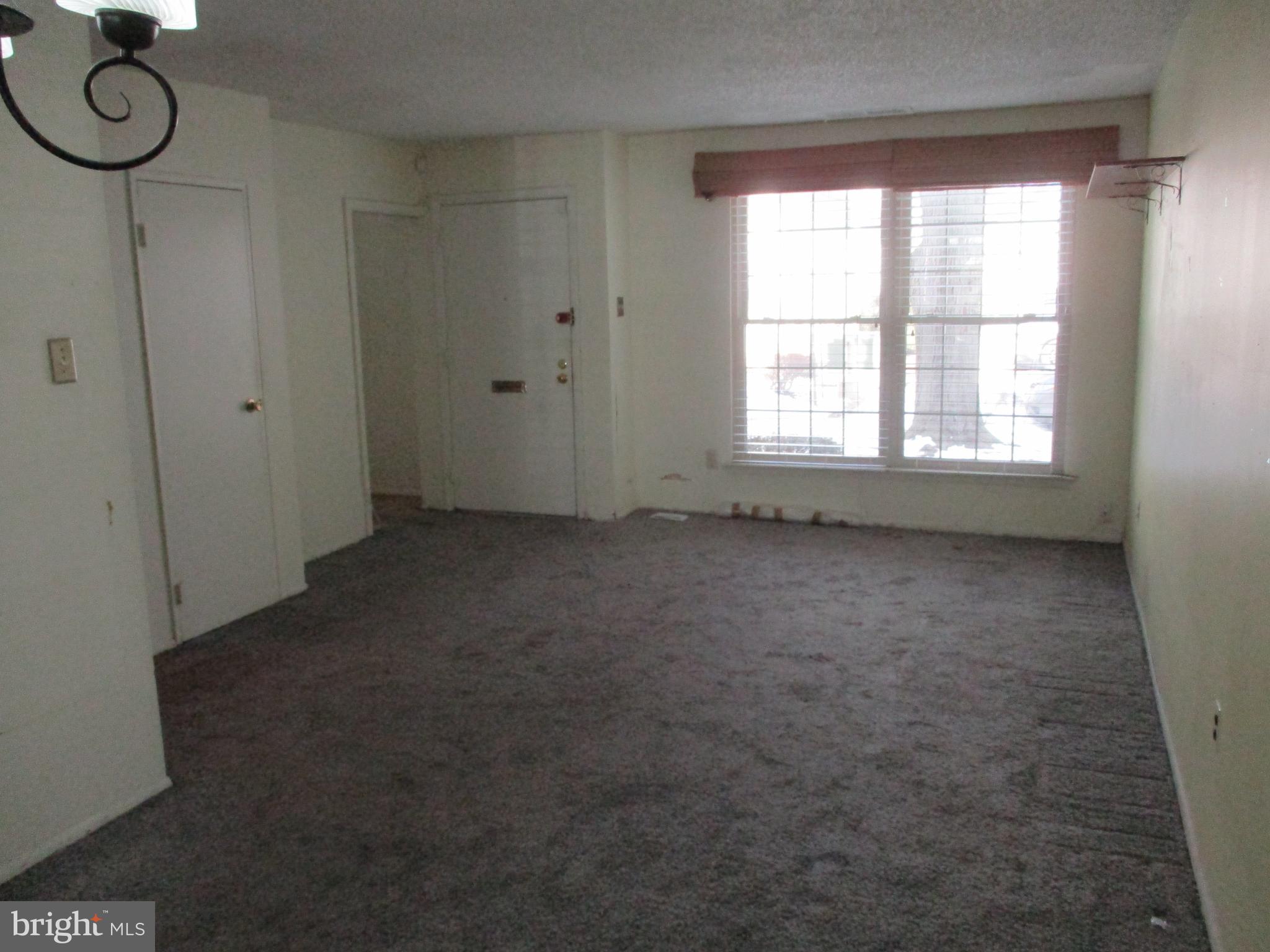 441 Tomlinson Road, Unit F20 Philadelphia, PA 19116 - Photo 3 of 17