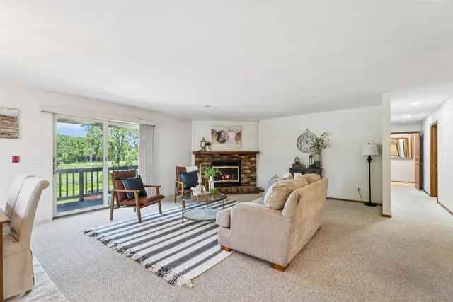 $343,000 | 2490 Stroebe Island Drive, Appleton, WI 54914