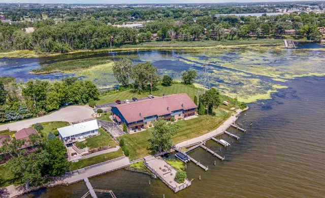 $343,000 | 2490 Stroebe Island Drive, Appleton, WI 54914