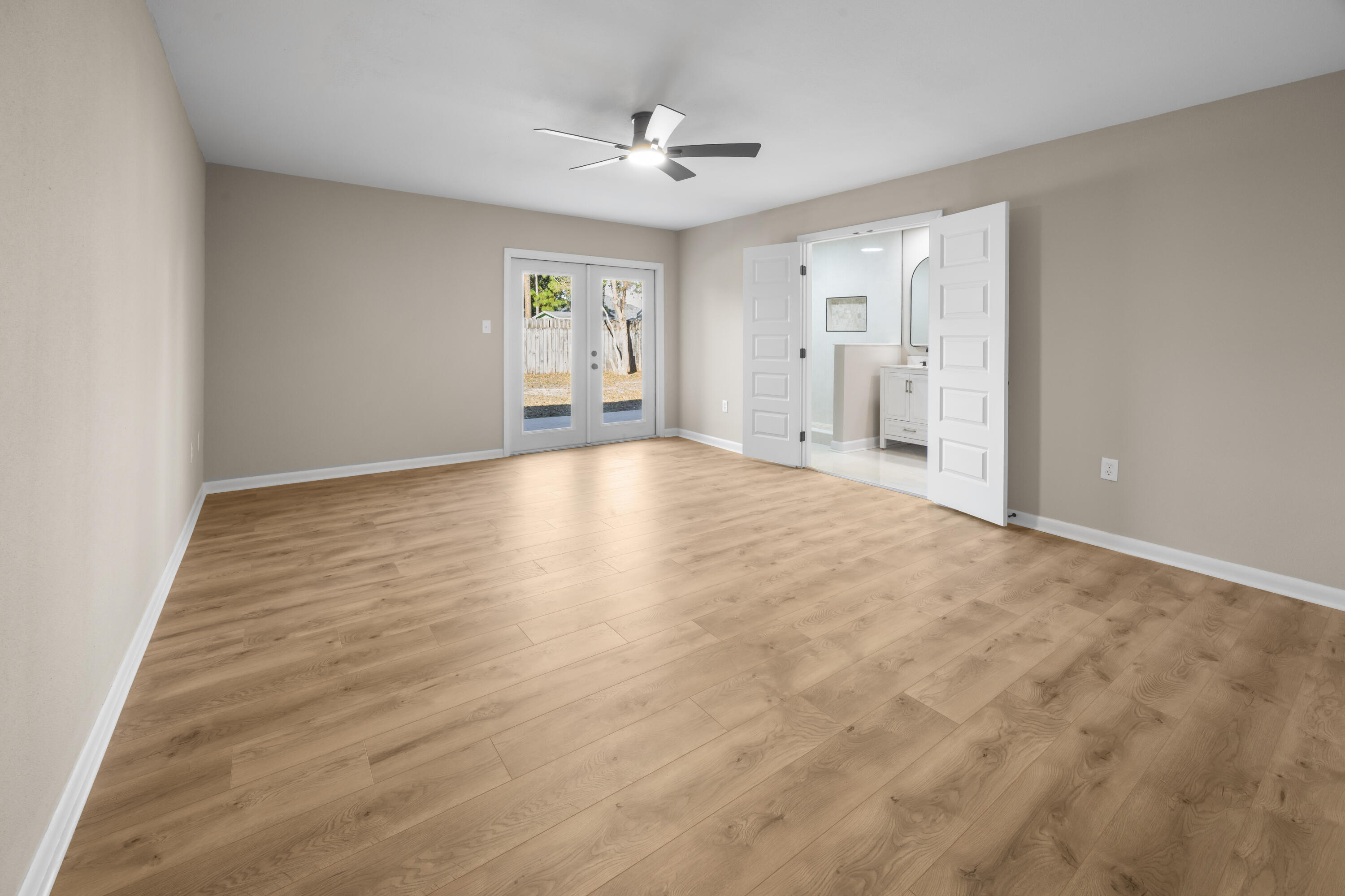 415 Olde Post Road Niceville, FL 32578 - Photo 17 of 36 Primary Bedroom