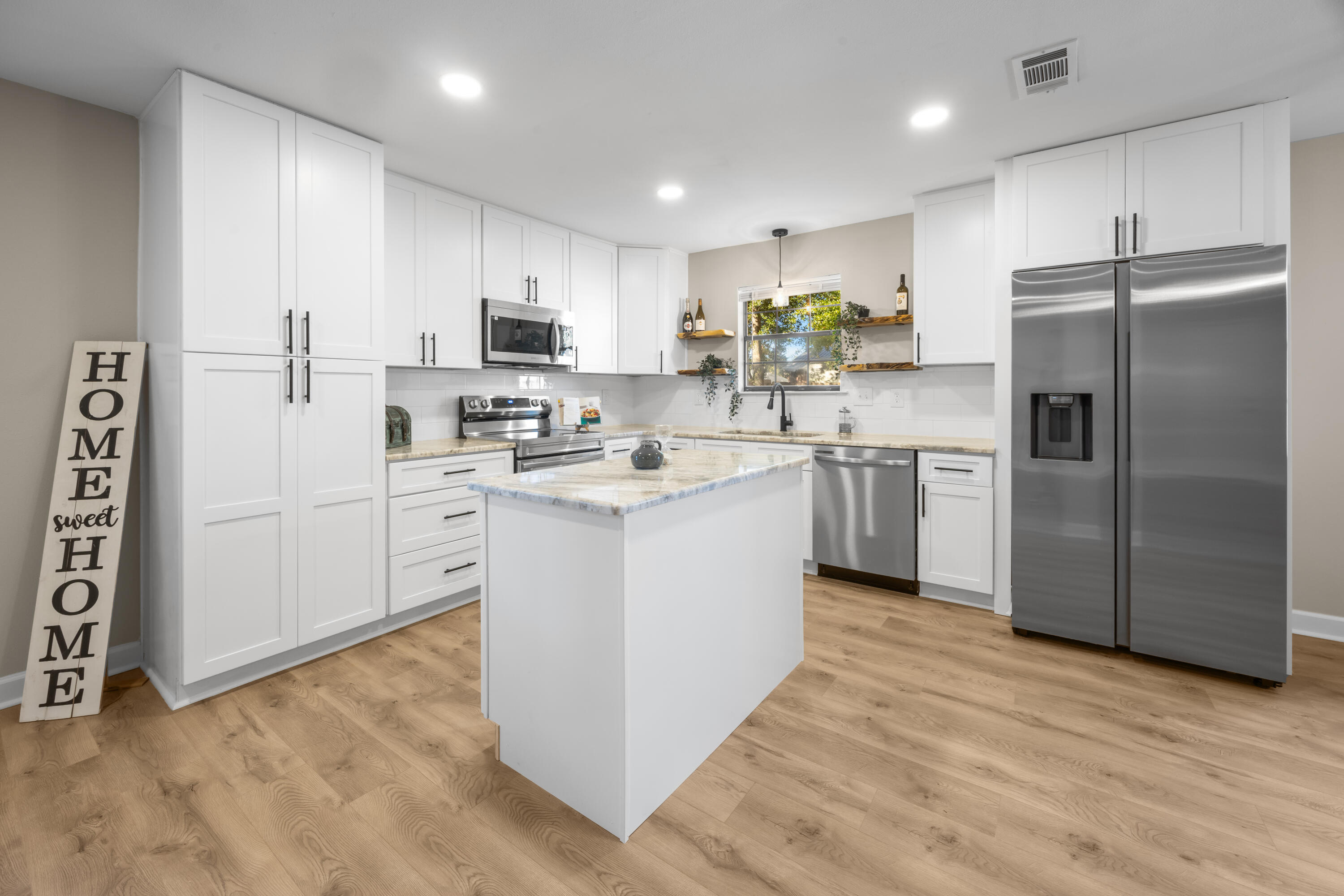 415 Olde Post Road Niceville, FL 32578 - Photo 8 of 36 602A6561