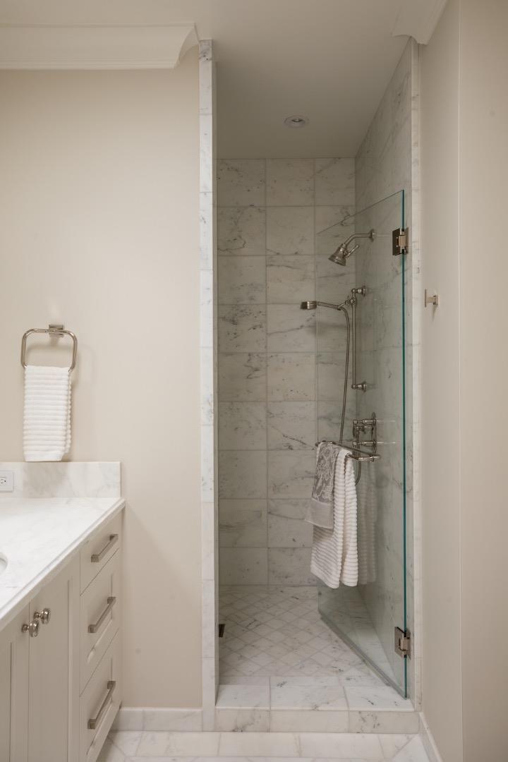 620 Morningside Circle Los Altos, CA 94022 - Photo 18 of 32 a bathroom with a shower