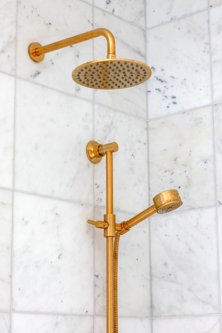 620 Morningside Circle Los Altos, CA 94022 - Photo 23 of 32 a street lamp