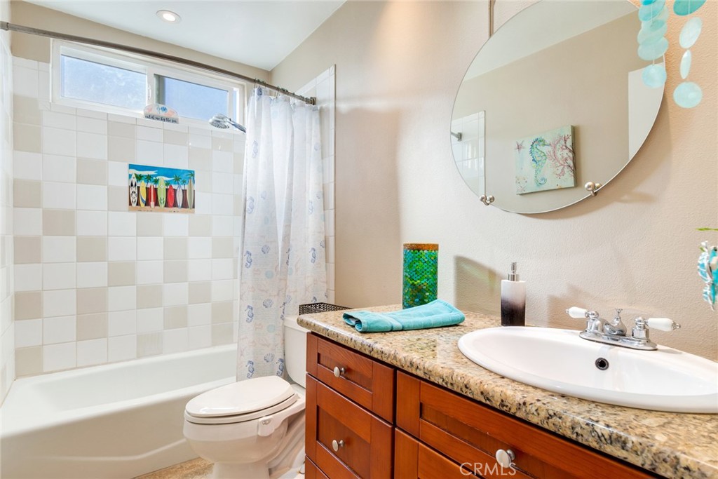 701 West Crestview Street Corona, CA 92882 - Photo 15 of 35