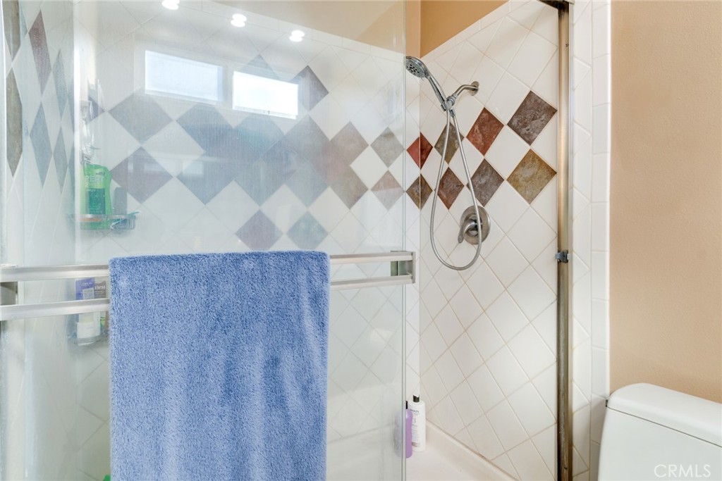 701 West Crestview Street Corona, CA 92882 - Photo 19 of 35