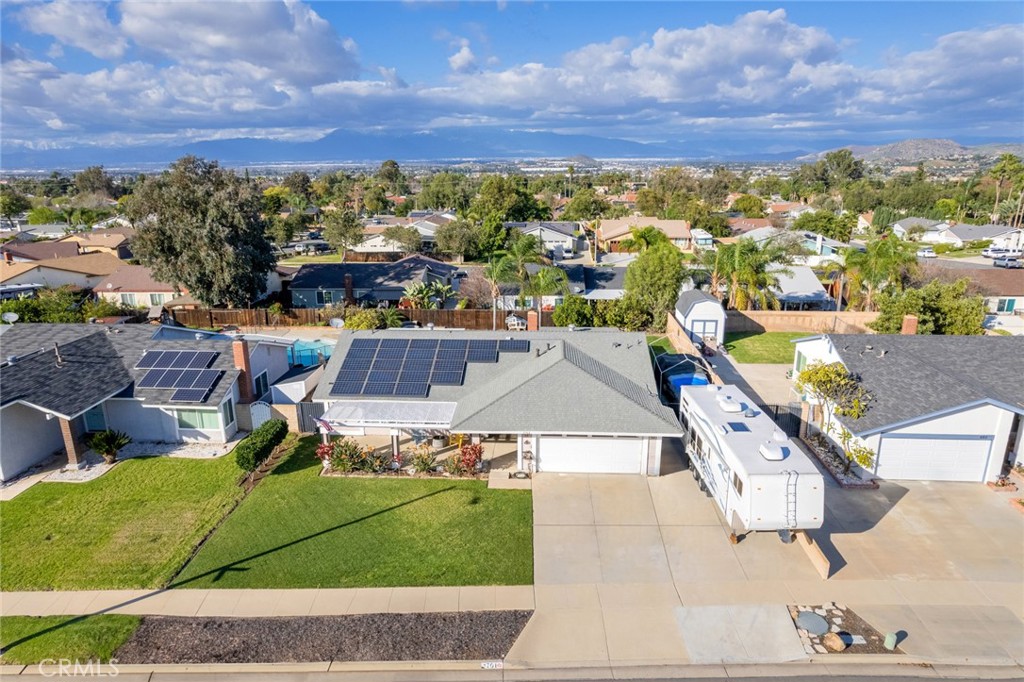 701 West Crestview Street Corona, CA 92882 - Photo 29 of 35