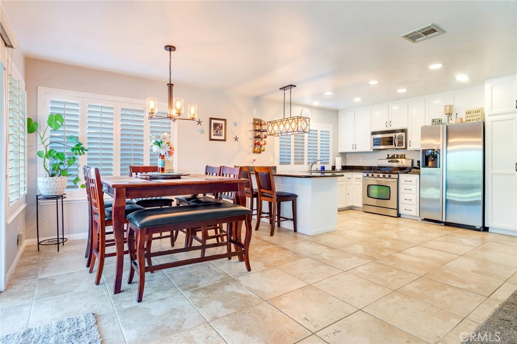 701 West Crestview Street Corona, CA 92882 - Photo 8 of 35