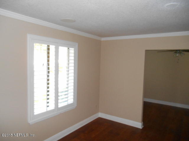 12430 Brady Road Jacksonville, FL 32223 - Photo 11 of 24 Living Room