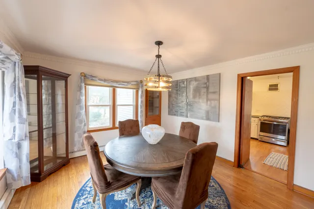 $490,000 | 101 East Clovernook Lane, Glendale, WI 53217