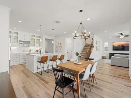 $1,275,000 | 2971 Rue De Latour, Vista, CA 92084
